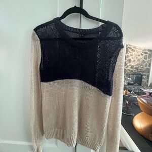 Theory Navy and Cream colorblock linen Crew Neck Sweater Med preppy summer